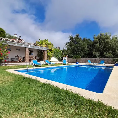 Sea View, Wonderful Pool, Nature, Peaceful & Ac